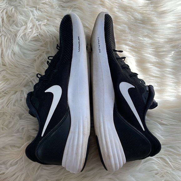 Nike running shoes - Picture 6 of 16